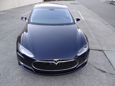2013 Tesla Model S Performance