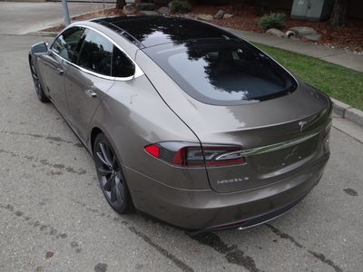 2015 Tesla Model S P85D