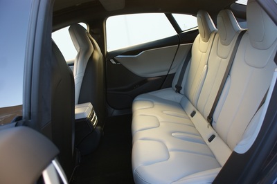 2016 Tesla Model S 90D
