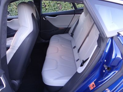 2015 Tesla Model S P85D