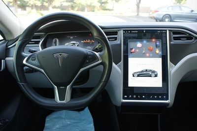 2013 Tesla Model S