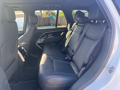 2023 Land Rover Range Rover P400 SE SWB