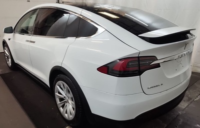 2016 Tesla Model X 90D AWD