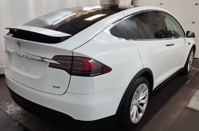 2016 Tesla Model X 90D AWD