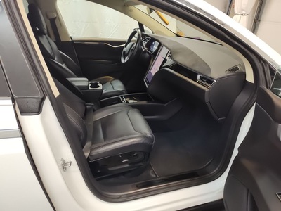 2016 Tesla Model X 90D AWD
