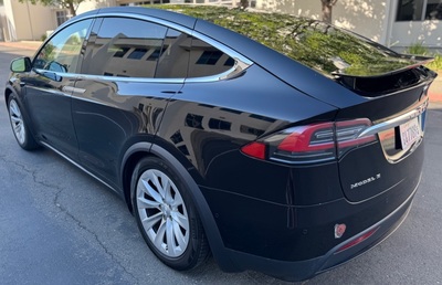 2017 Tesla Model X 90D AWD