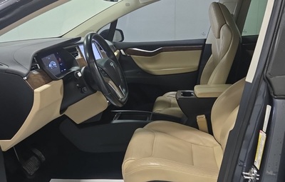 2016 Tesla Model X 90D AWD