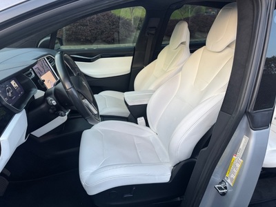 2017 Tesla Model X 75D AWD