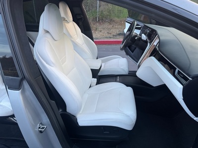 2017 Tesla Model X 75D AWD