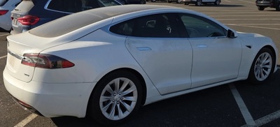 2016 Tesla Model S 90D AWD