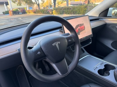 2023 Tesla Model Y Long Range AWD
