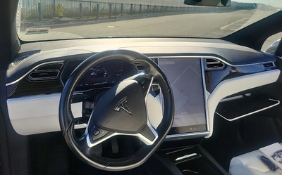 2016 Tesla Model X 90D AWD