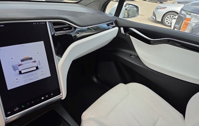 2016 Tesla Model X P90D AWD