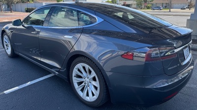 2017 Tesla Model S 90D AWD