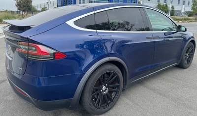 2016 Tesla Model X 75D AWD