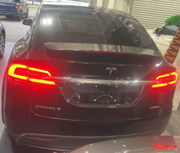 2016 Tesla Model X P90D AWD