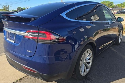 2016 Tesla Model X 90D AWD