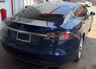 2016 Tesla Model S 60 RWD