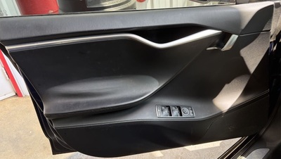2016 Tesla Model S 60 RWD