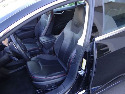 2013 Tesla Model S Performance