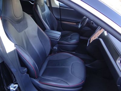 2013 Tesla Model S Performance