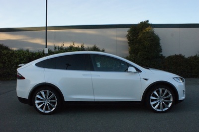 2017 Tesla Model X 75D