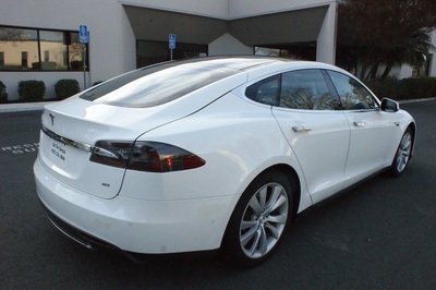 2014 Tesla Model S 85 kWh Battery