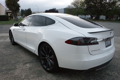 2014 Tesla Model S P85